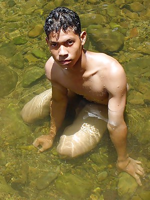 Twink Beach Pics